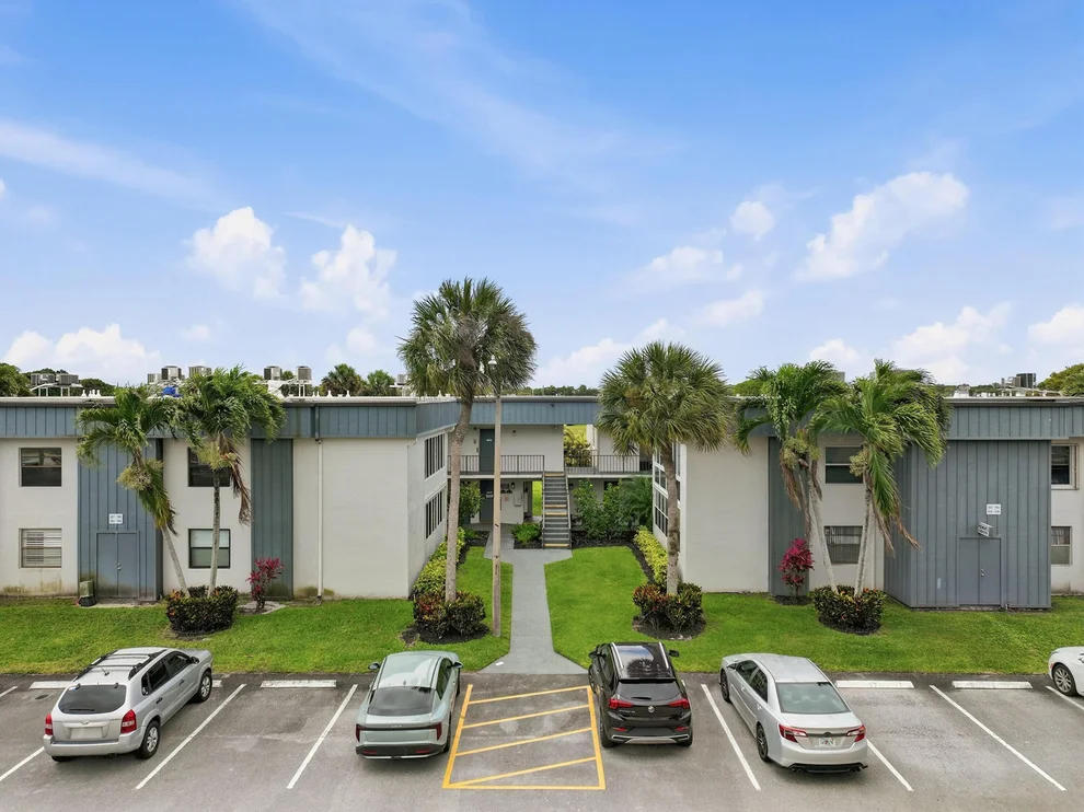 Unit for sale at 566 Piedmont L, Delray Beach, FL 33484