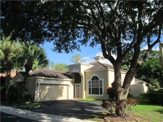 Unit for sale at 6735 NW 75th Place, Parkland, FL 33067