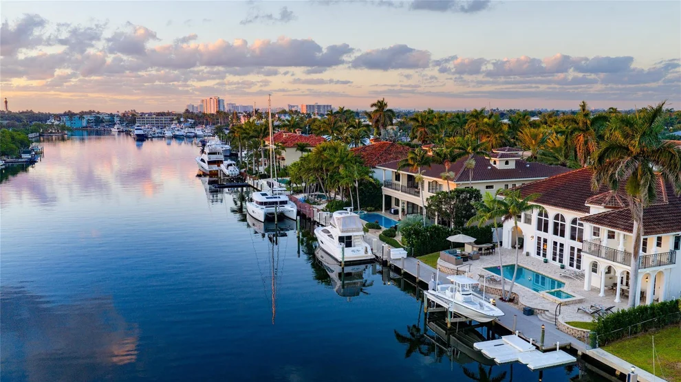 Unit for sale at 2833 NE 32nd Street, Lighthouse Point, FL 33064