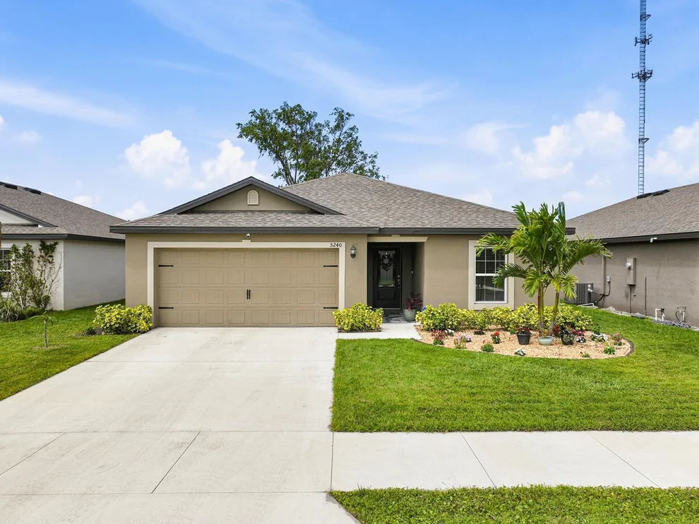 Unit for sale at 5240 Imagination Drive, Fort Pierce, FL 34947