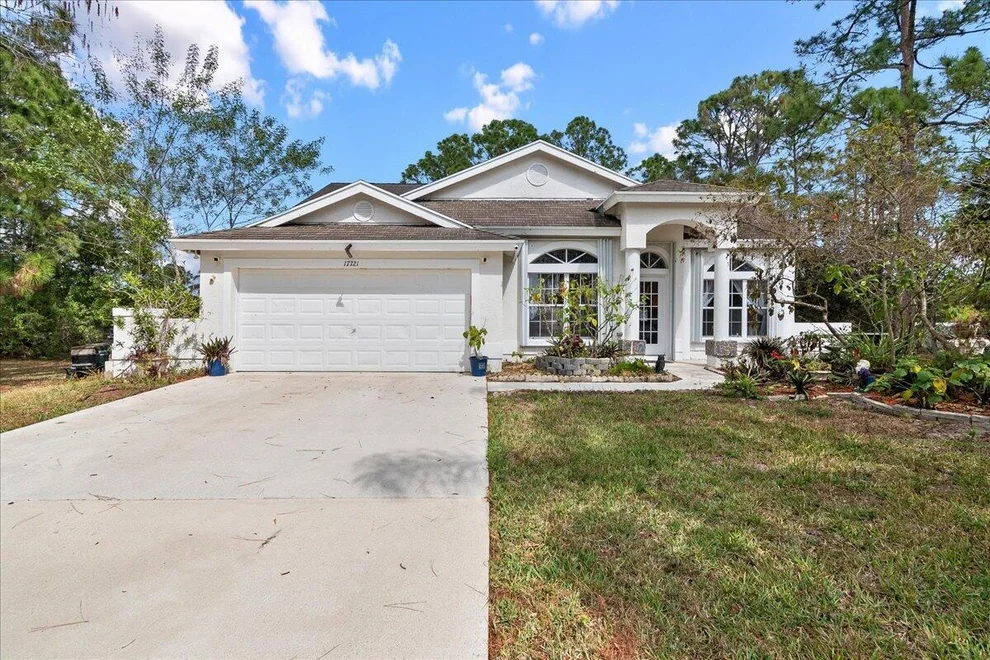 Unit for sale at 17721 62nd Road N, The Acreage, FL 33470