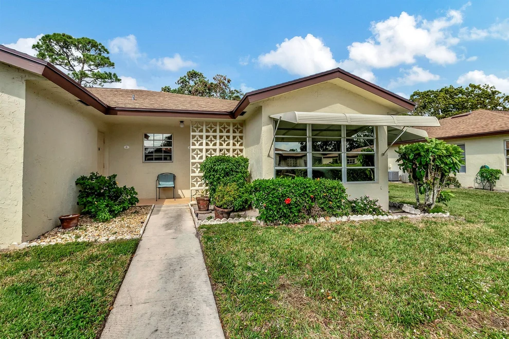 Unit for sale at 13990 Nesting Way, Delray Beach, FL 33484