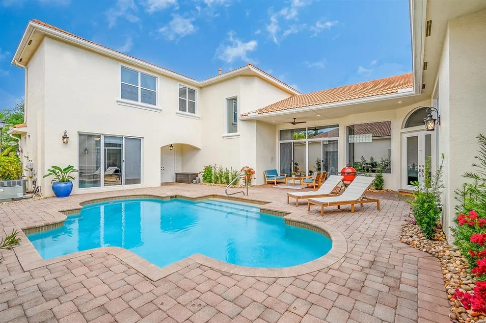Unit for sale at 214 Sedona Way, Palm Beach Gardens, FL 33418