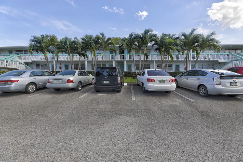 Unit for sale at 11 Newport A Crescent, Deerfield Beach, FL 33442