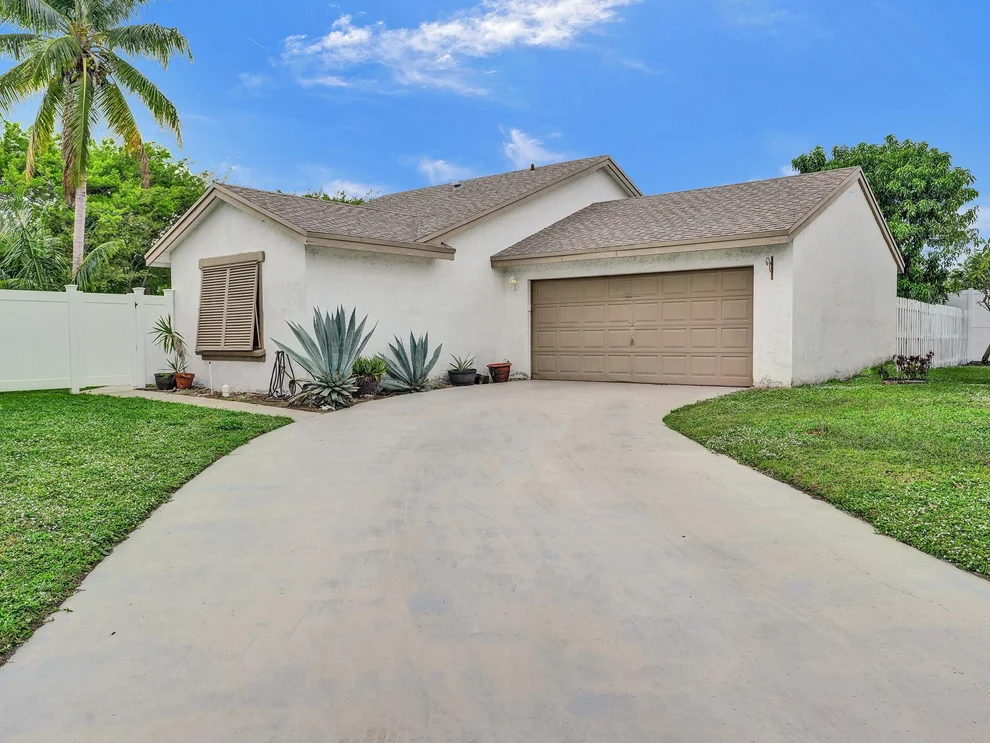 Unit for sale at 21581 Yellowstone Park Drive, Boca Raton, FL 33428