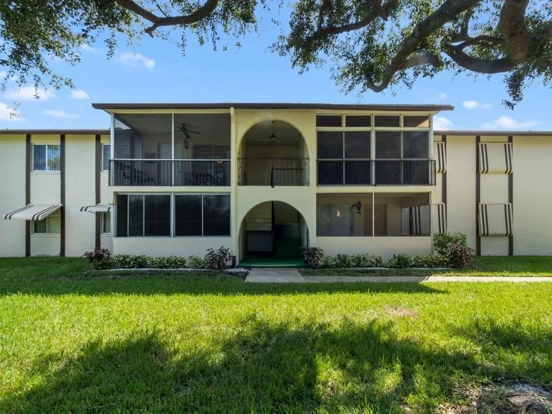 Unit for sale at 5861 La Pinata Boulevard, Greenacres, FL 33463
