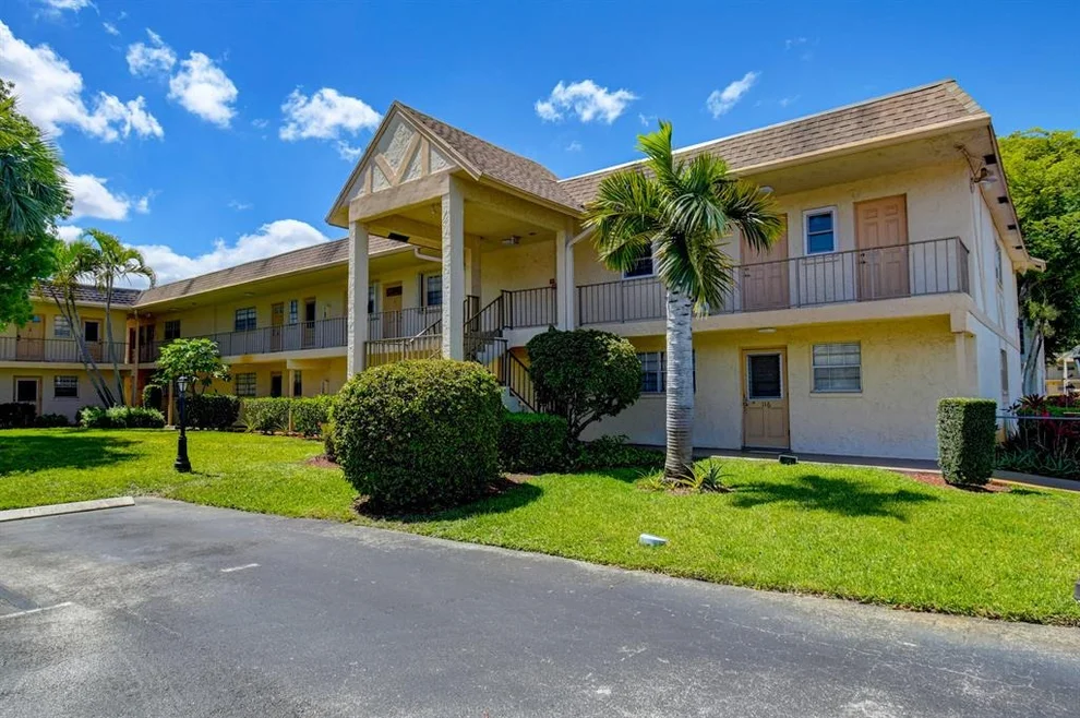 Unit for sale at 1700 Dover Road, Delray Beach, FL 33445