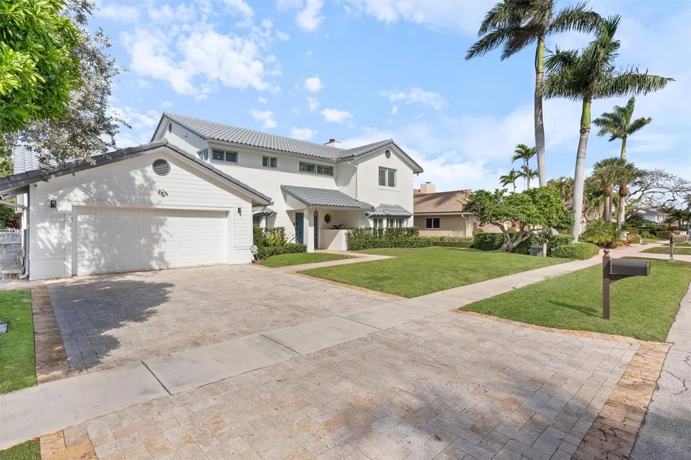 Unit for sale at 2841 NE 47th Street, Lighthouse Point, FL 33064