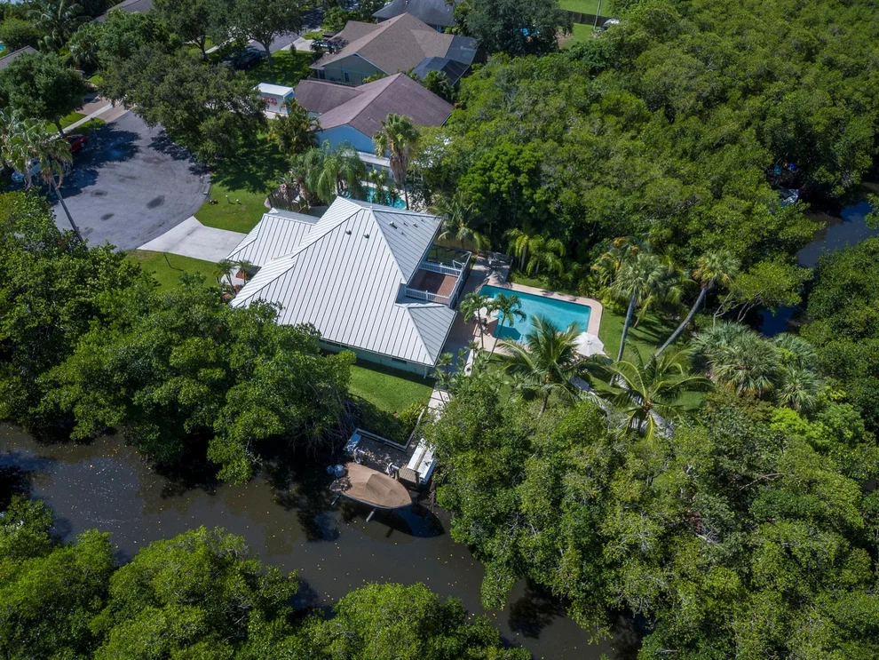 Unit for sale at 207 Jupiter Woods Drive, Jupiter, FL 33458