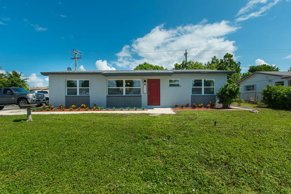 Unit for sale at 2590 N Seacrest Boulevard, Boynton Beach, FL 33435