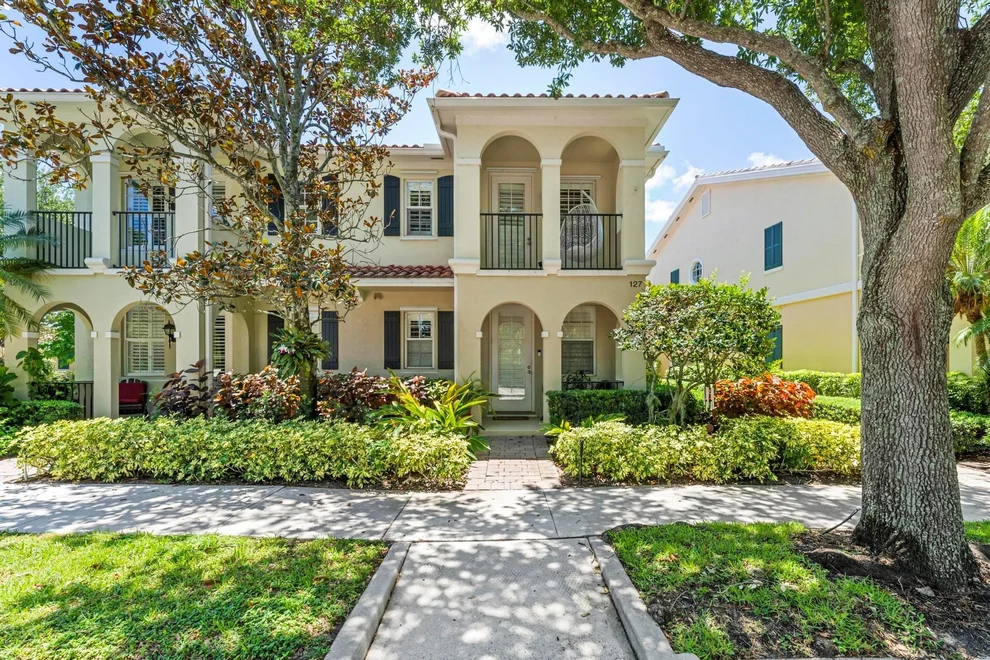 Unit for sale at 127 Rivinia Drive, Jupiter, FL 33458