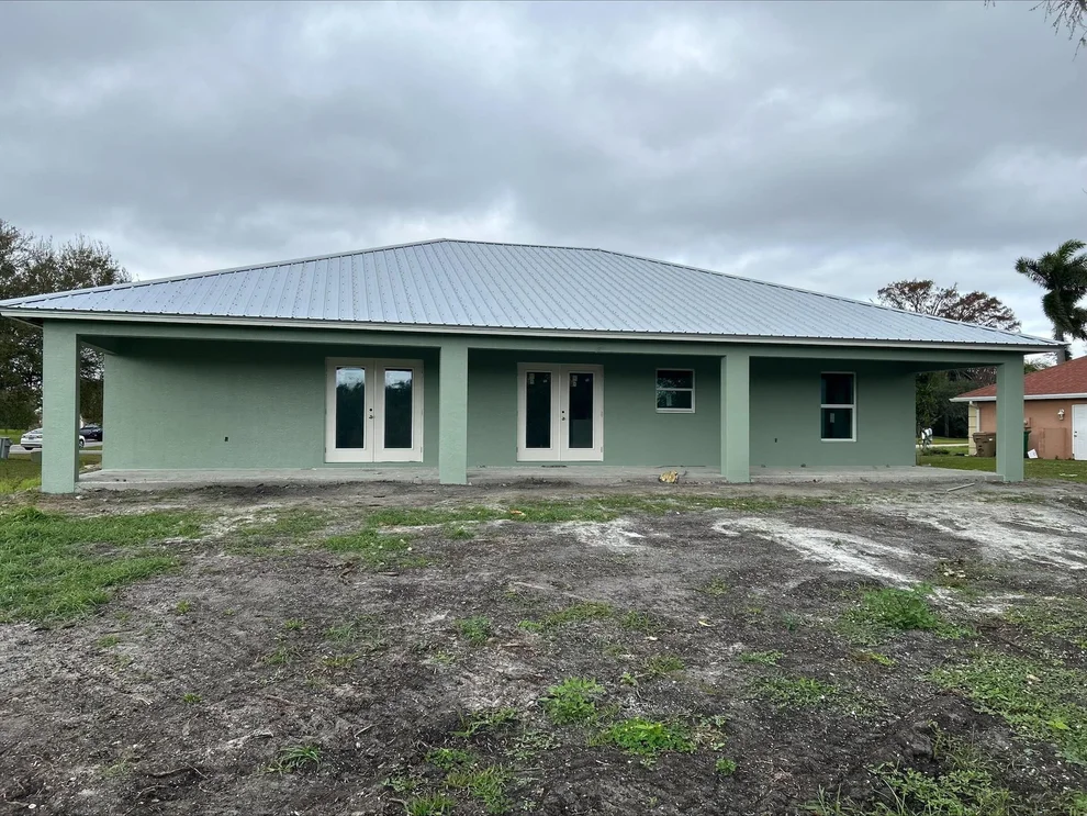 Unit for sale at 2000 SE 9th Avenue, Okeechobee, FL 34974
