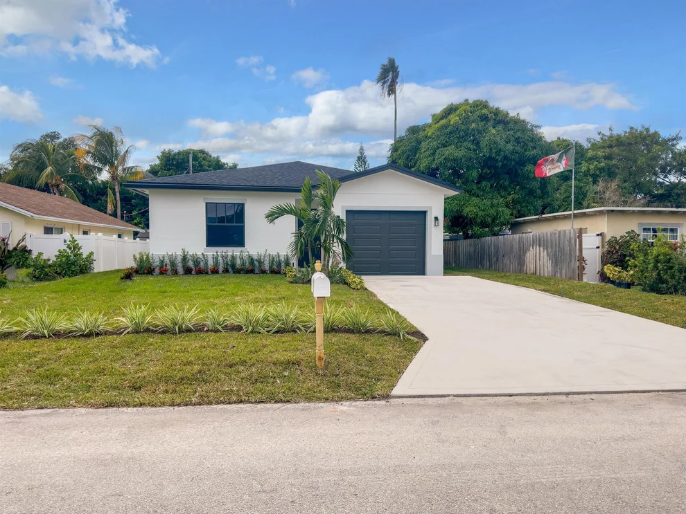 Unit for sale at 7889 Terrace Road, Lake Worth, FL 33462