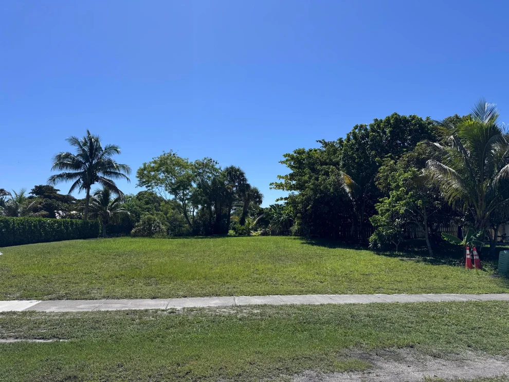 Unit for sale at Xxx Starling Avenue, Royal Palm Beach, FL 33411