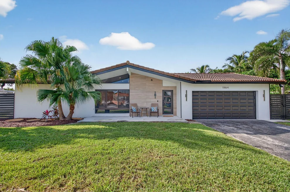 Unit for sale at 11864 NW 28th Street, Coral Springs, FL 33065