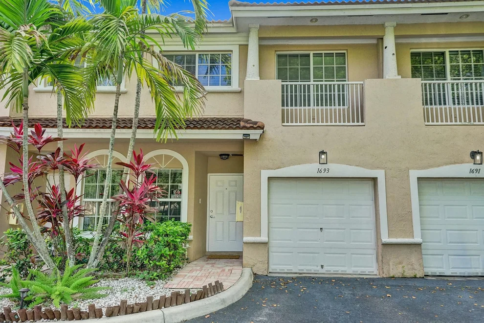 Unit for sale at 1693 NW 94 Avenue, Coral Springs, FL 33071