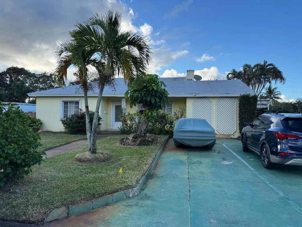 Unit for sale at 352 Ellamar Road, West Palm Beach, FL 33405
