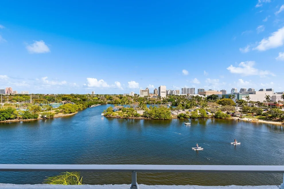 Unit for sale at 1170 N Federal Highway, Fort Lauderdale, FL 33304