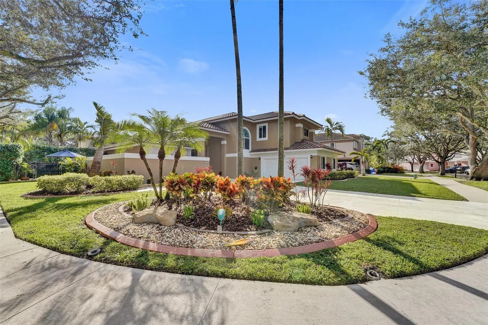 Unit for sale at 11300 Knot Way, Cooper City, FL 33026