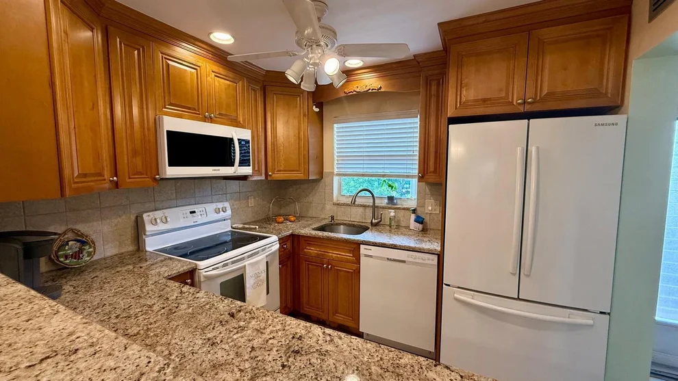 Unit for sale at 705 Lori Drive, Palm Springs, FL 33461