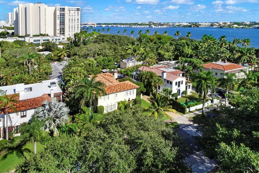 Unit for sale at 263 Barcelona Road, West Palm Beach, FL 33401