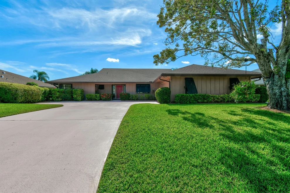 Unit for sale at 7094 SE Bunker Hill Drive, Hobe Sound, FL 33455