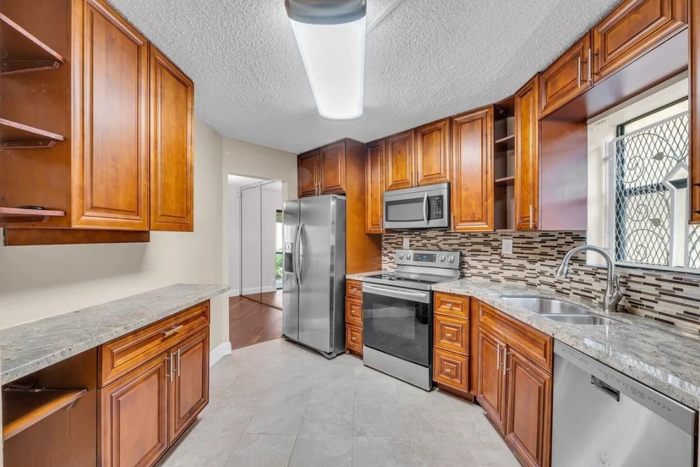 Unit for sale at 6555 W Broward Boulevard, Plantation, FL 33317