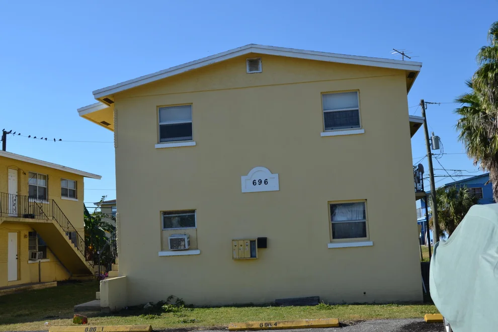 Unit for sale at 696 SW 4th Street, Belle Glade, FL 33430