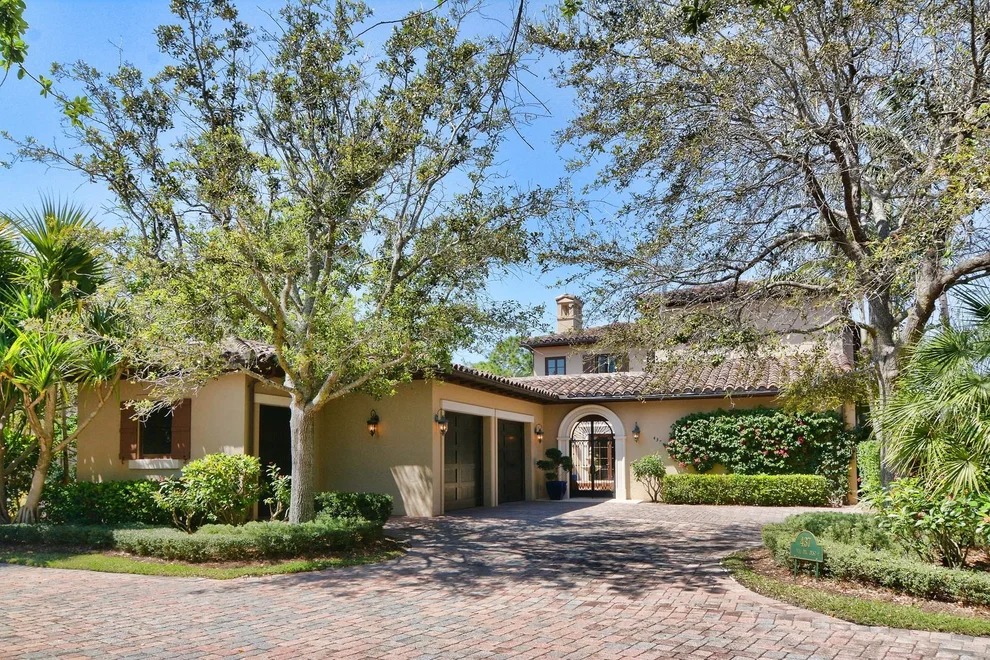 Unit for sale at 437 Via Del Orso, Jupiter, FL 33477