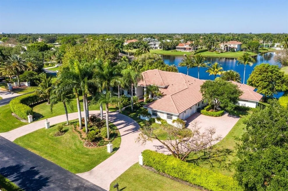 Unit for sale at 17615 Fieldbrook Circle E, Boca Raton, FL 33496