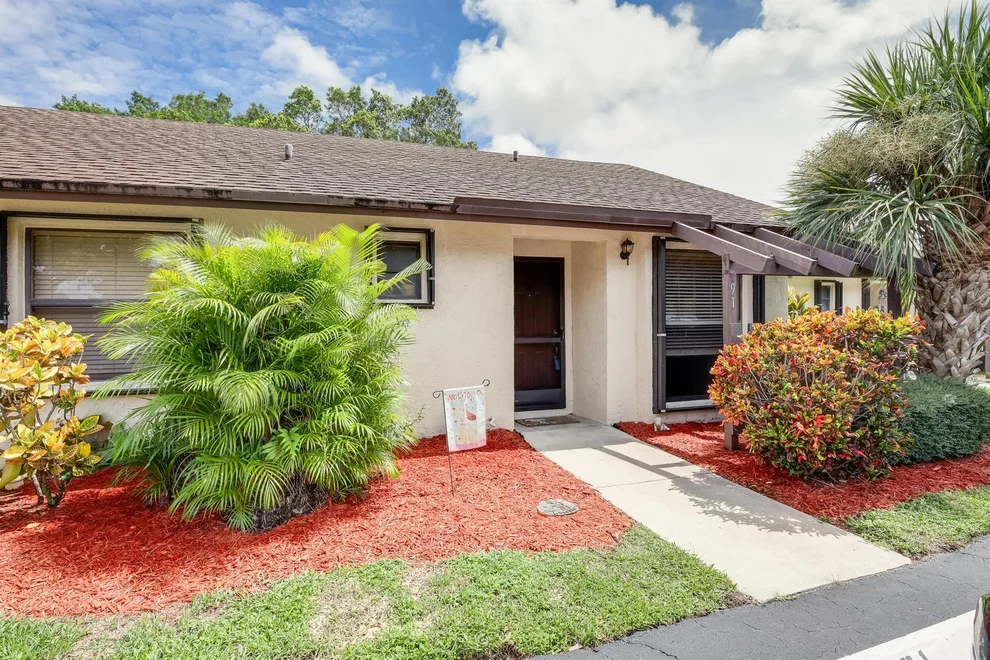 Unit for sale at 91 Via De Casas Norte, Boynton Beach, FL 33426