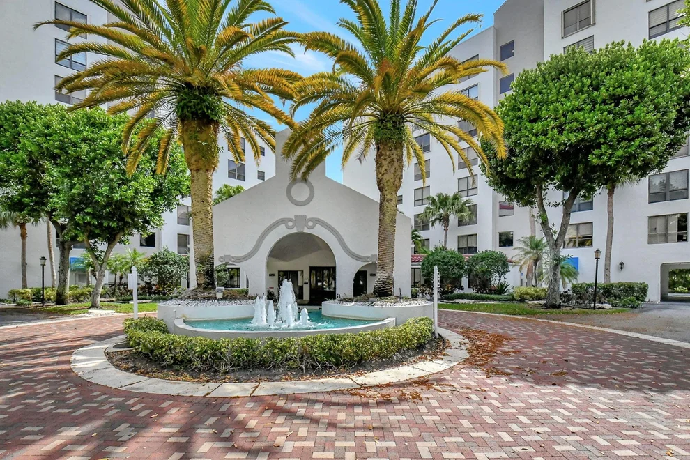 Unit for sale at 7567 Imperial Drive, Boca Raton, FL 33433
