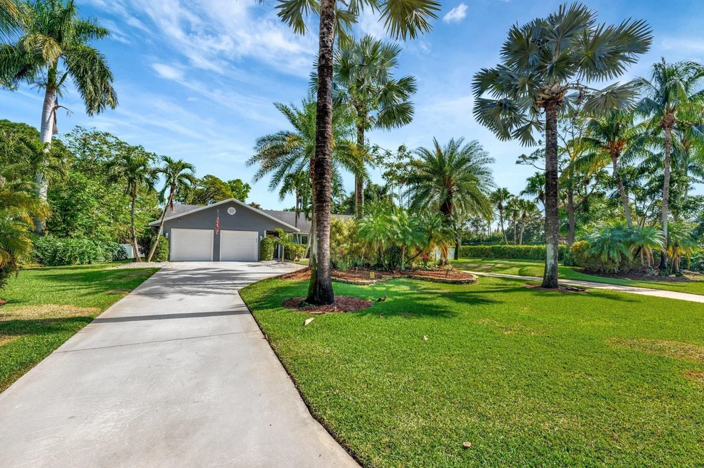 Unit for sale at 12750 Oak Arbor Drive, Boynton Beach, FL 33436