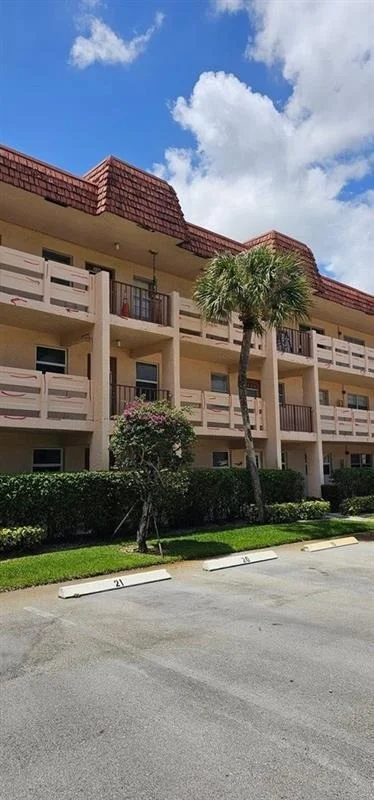 Unit for sale at 14721 Bonaire Boulevard, Delray Beach, FL 33446