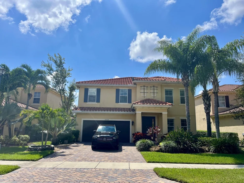 Unit for sale at 10730 Willow Oak Court, Wellington, FL 33414