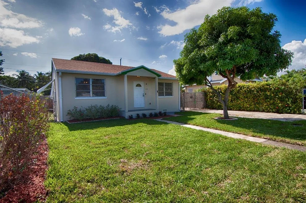 Unit for sale at 612 43rd Street, West Palm Beach, FL 33407