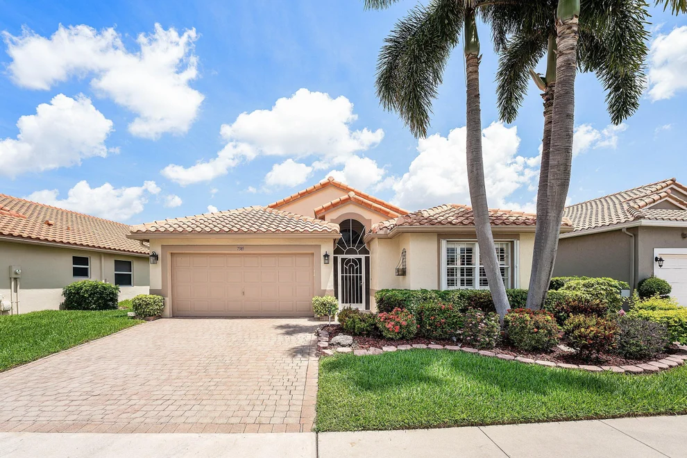 Unit for sale at 7385 Haviland Circle, Boynton Beach, FL 33437