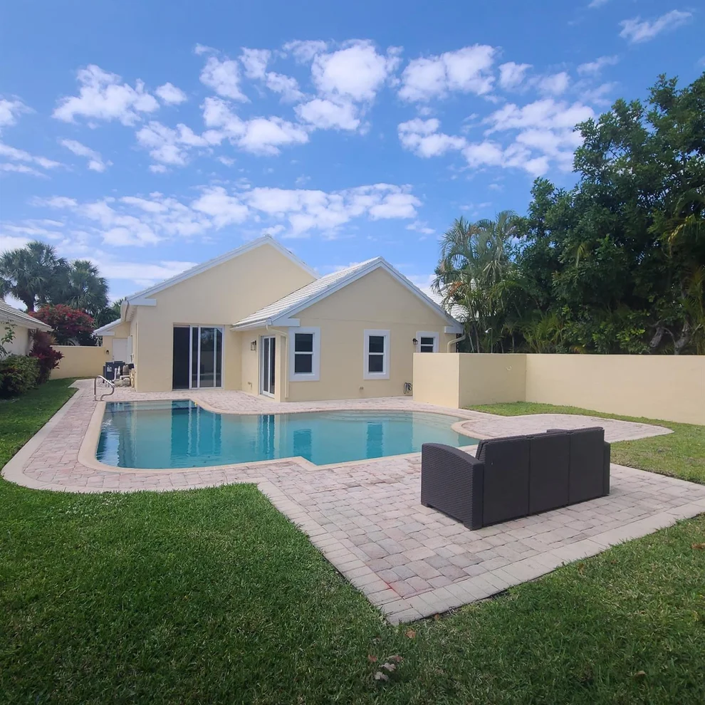 Unit for sale at 952 Dickens Place, West Palm Beach, FL 33411