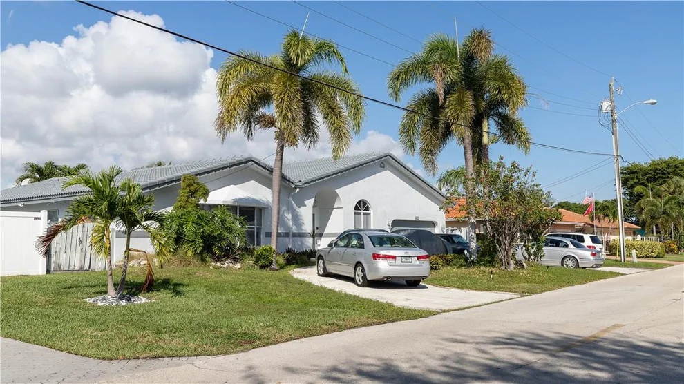 Unit for sale at 4031 NE 27th Terrace, Lighthouse Point, FL 33064