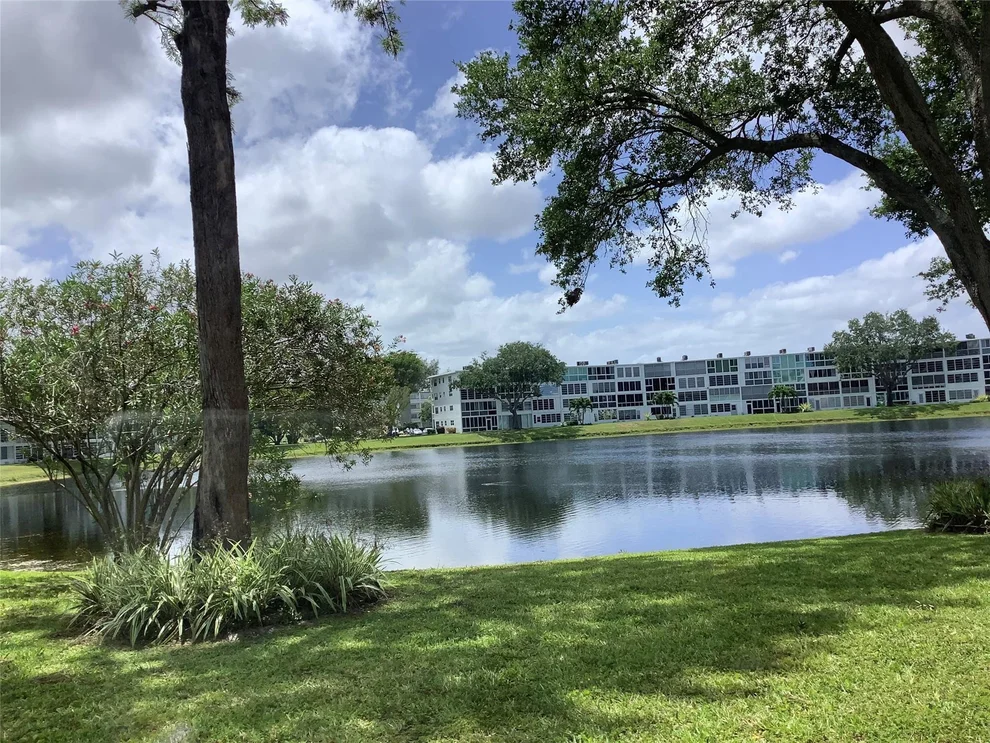 Unit for sale at 1054 Cambridge C, Deerfield Beach, FL 33442