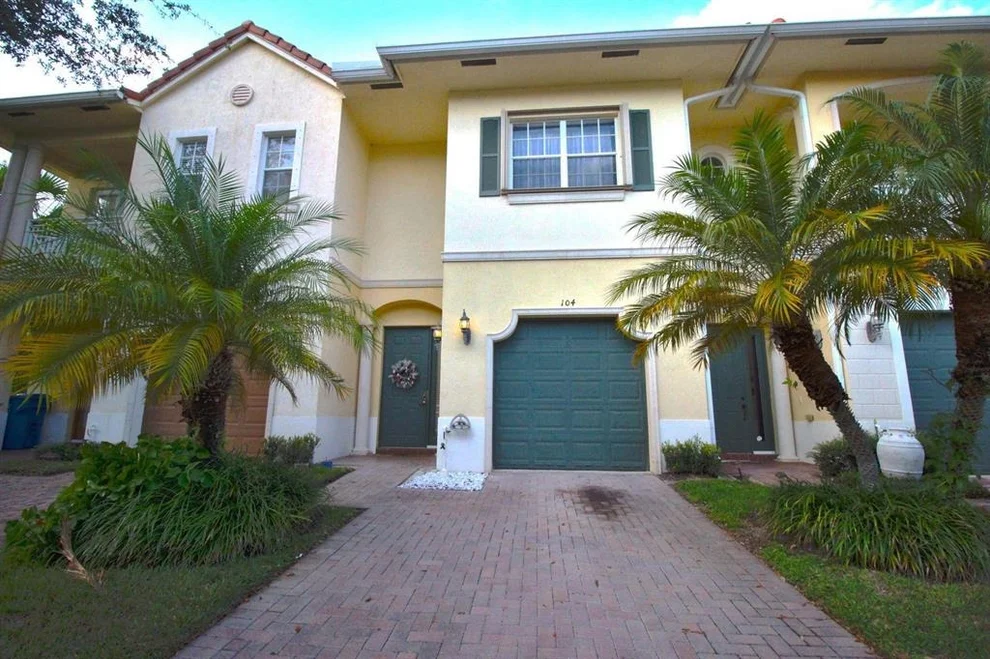Unit for sale at 104 Via Emilia, Royal Palm Beach, FL 33411