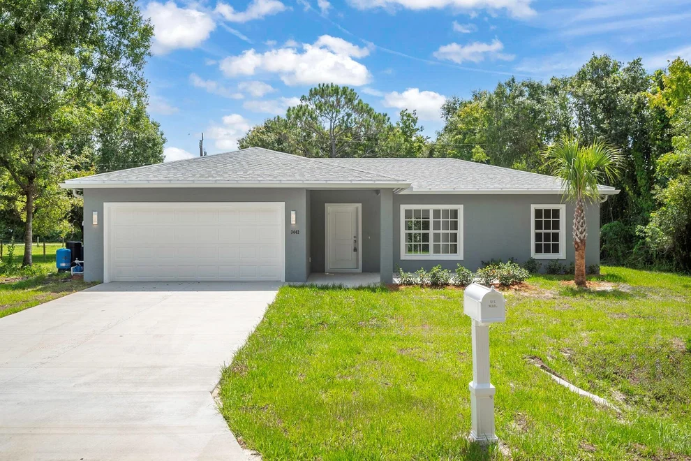 Unit for sale at 3442 NW 36th Avenue, Okeechobee, FL 34972