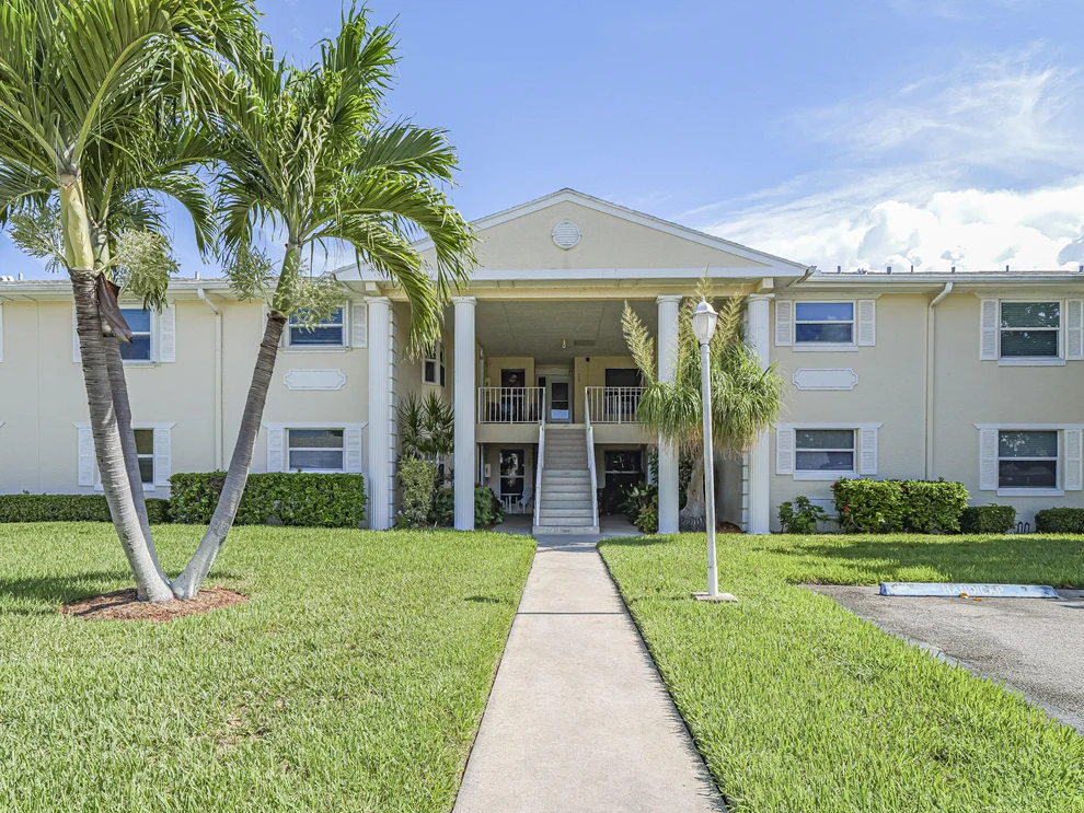 Unit for sale at 870 Lake Orchid Circle, Vero Beach, FL 32962