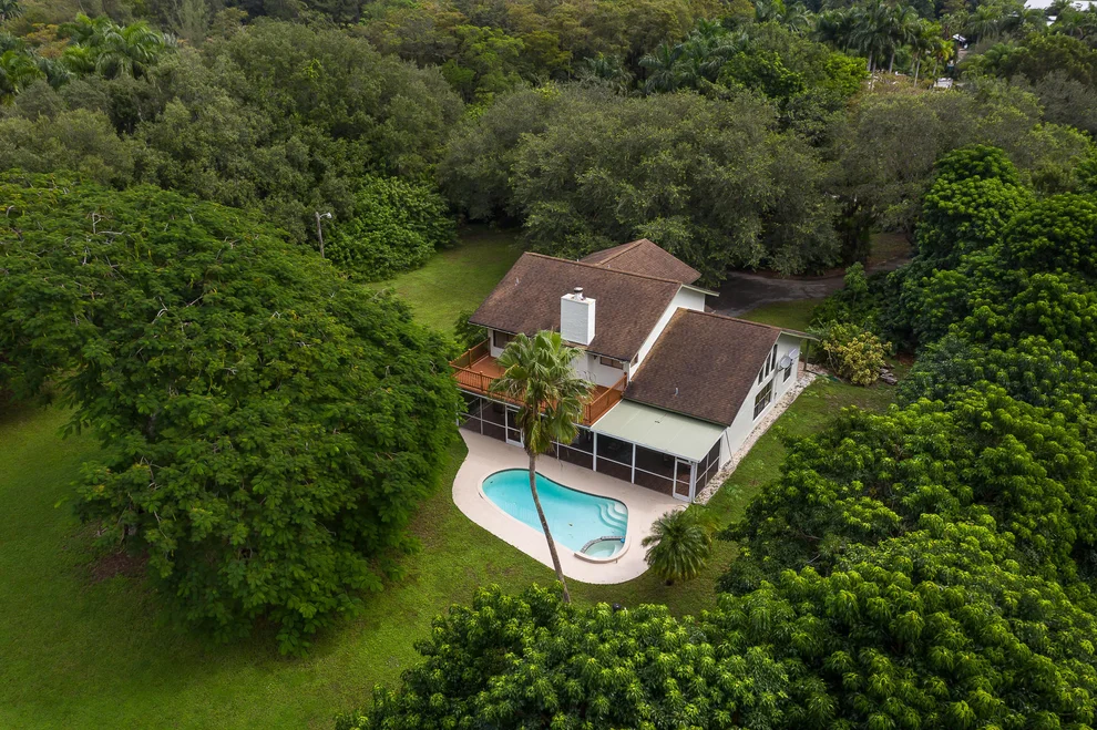 Unit for sale at 6885 NW 84th Avenue, Parkland, FL 33067