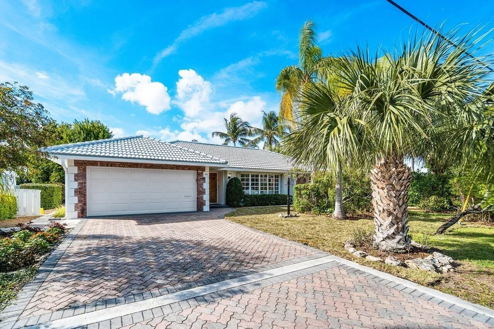 Unit for sale at 275 NE Olive Way, Boca Raton, FL 33432