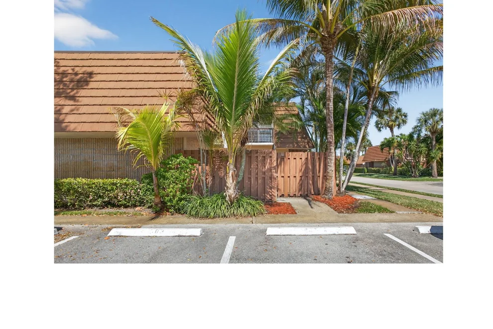 Unit for sale at 825 Center Street, Jupiter, FL 33458