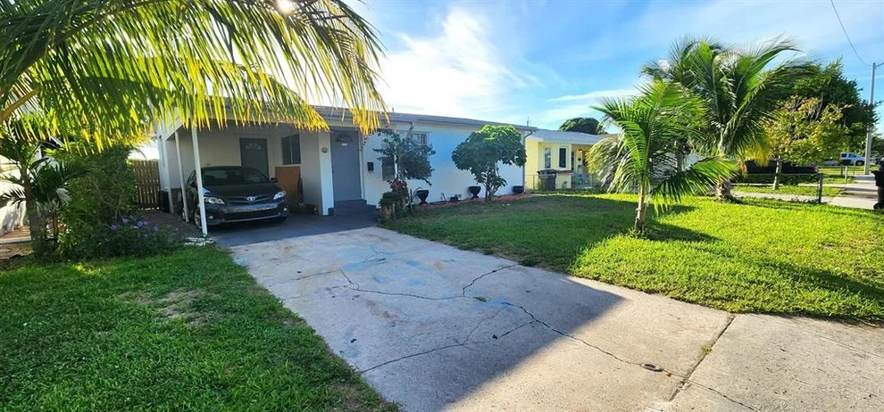 Unit for sale at 1126 N C Street, Lake Worth Beach, FL 33460