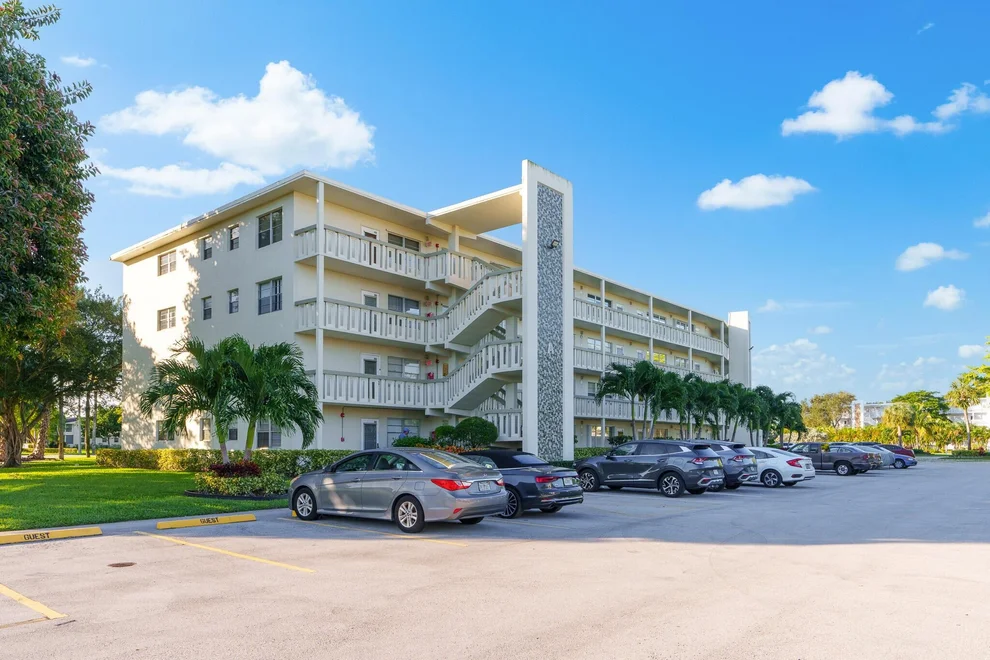 Unit for sale at 2017 Cambridge A, Deerfield Beach, FL 33442