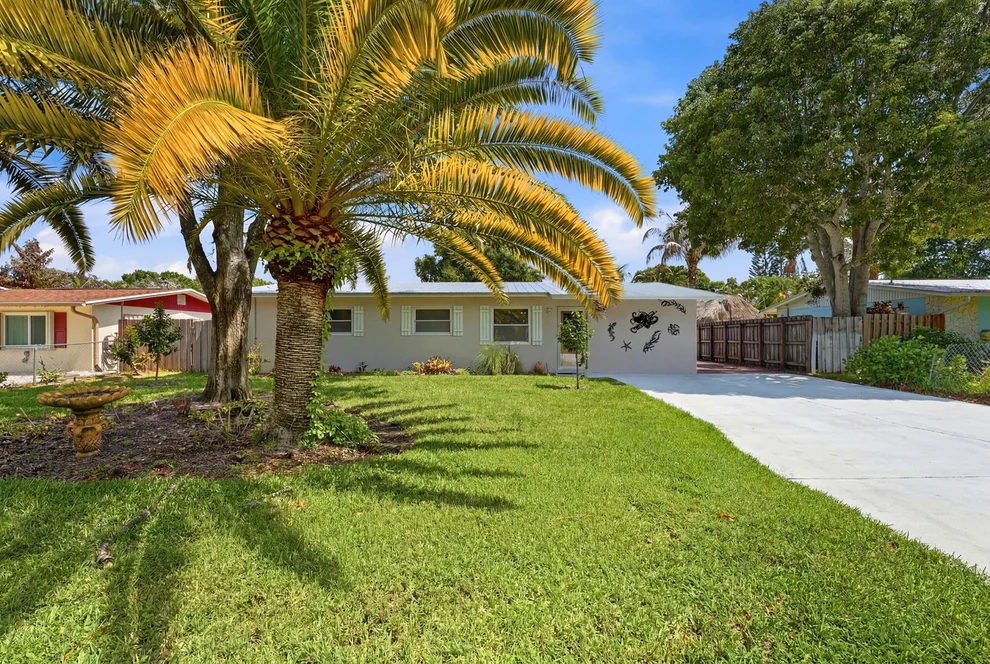 Unit for sale at 1095 NE Tuxedo Terrace, Jensen Beach, FL 34957