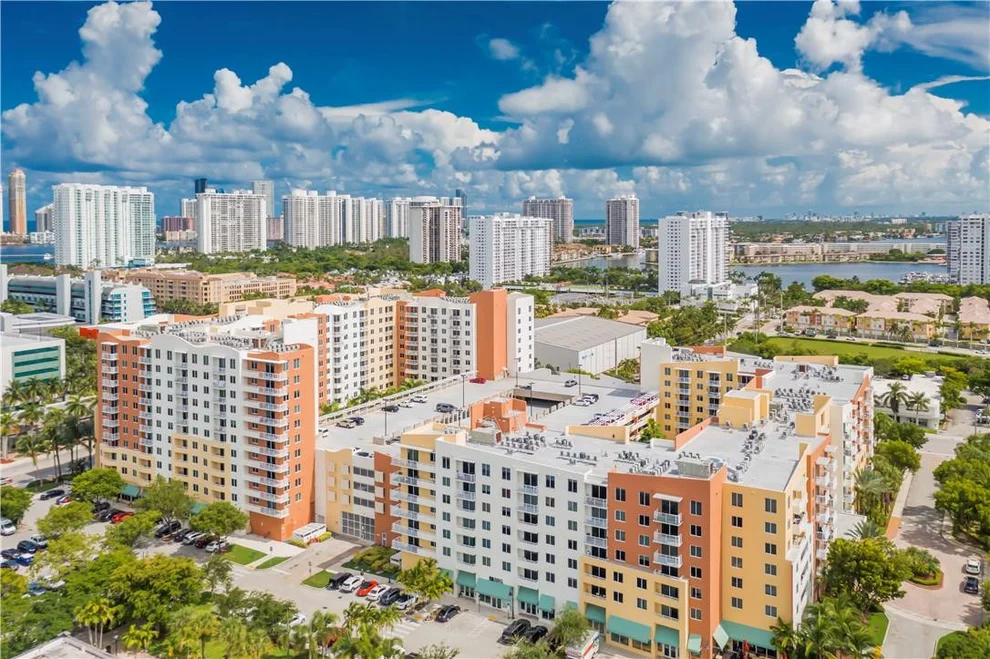 Unit for sale at 18800 NE 29th Avenue, Aventura, FL 33180
